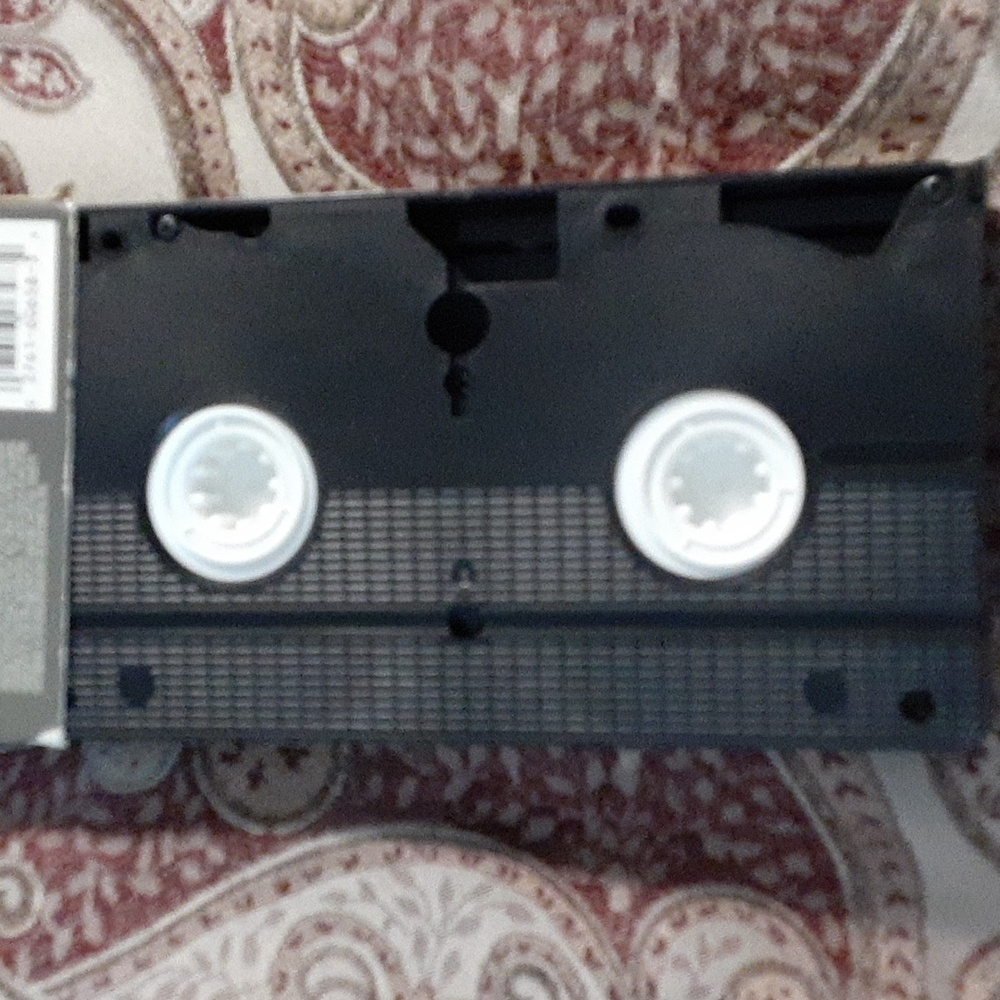 Chuck Norris MGM VHS tape - Picture 2 of 6